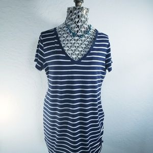 Maternity Short Sleeve Vneck Top
